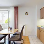 Appartementhaus Binzer Sterne 30 * Binz