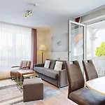 Appartementhaus Binzer Sterne 30 *