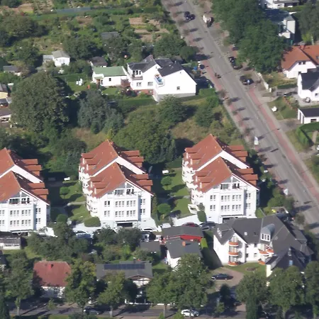 Appartementhaus Binzer Sterne 30 *